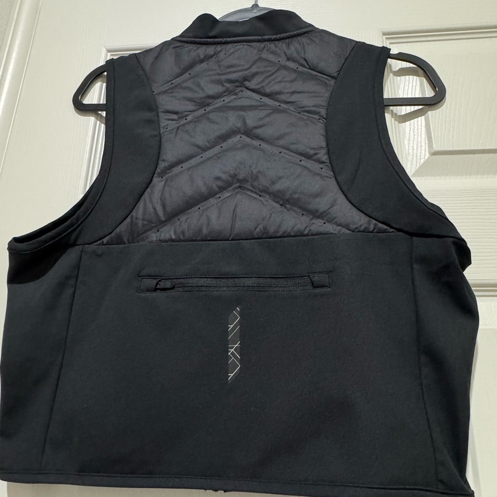 Gymshark Black Quilted Vest View 2